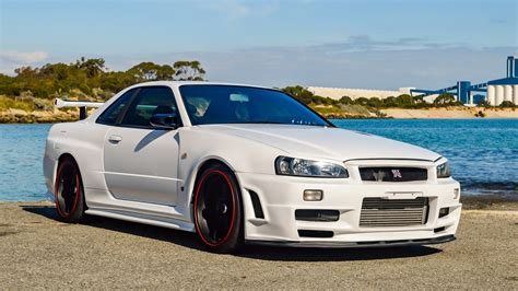 Skyline GT